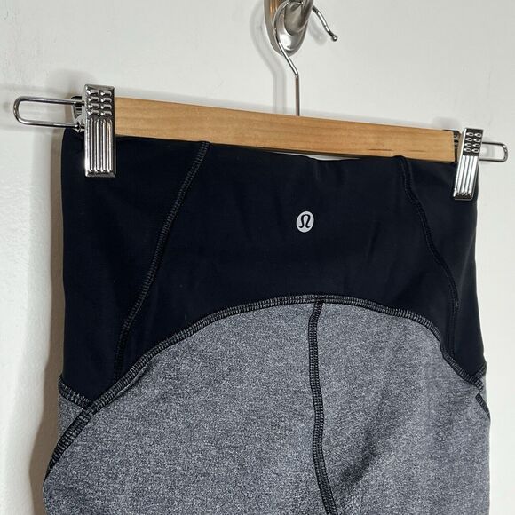 Lululemon Train Times Crop 17” Heathered Black Womens 4 Cropped Leggings - Picture 6 of 8